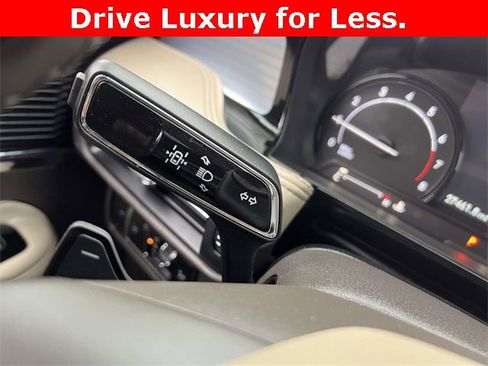 Used 2022 Lincoln Corsair AWD w/ Premium Package image 25