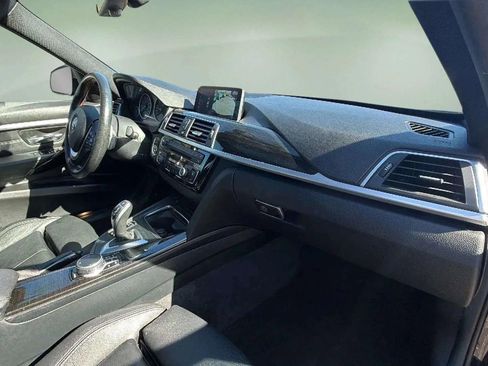 Used 2017 BMW 330i xDrive Sedan image 11