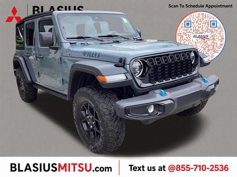 Used 2024 Jeep Wrangler Unlimited AWD/4WD image 1