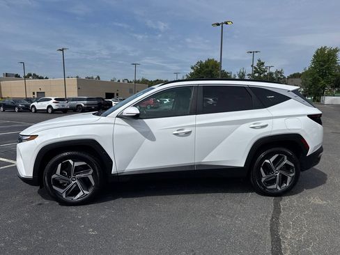 Used 2024 Hyundai Tucson SEL w/ Convenience Package AWD/4WD image 3