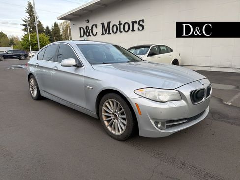 Used 2011 BMW 535i xDrive Sedan image 1