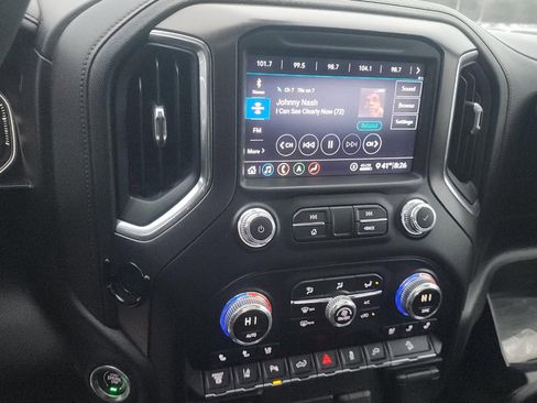 Used 2020 GMC Sierra 3500 AT4 w/ AT4 Premium Package image 13