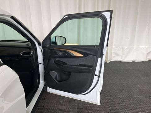 Used 2023 Chevrolet TrailBlazer ACTIV w/ Convenience Package image 18