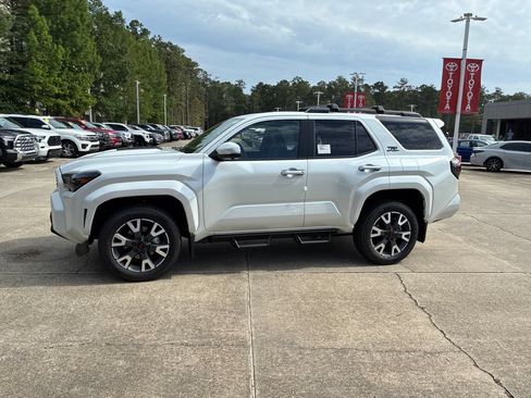 New 2026 Toyota 4Runner TRD Sport Premium RWD image 2