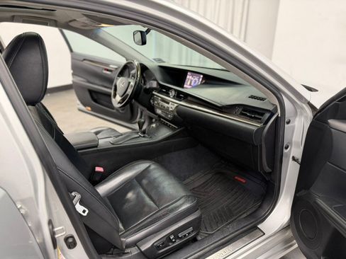 Used 2013 Lexus ES 350 w/ Luxury Pkg FWD image 36
