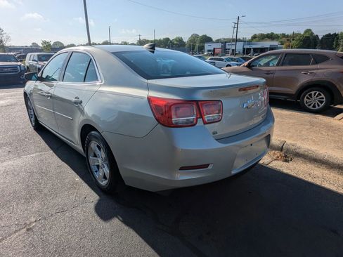 Used 2015 Chevrolet Malibu LS w/ Protection Package FWD image 5