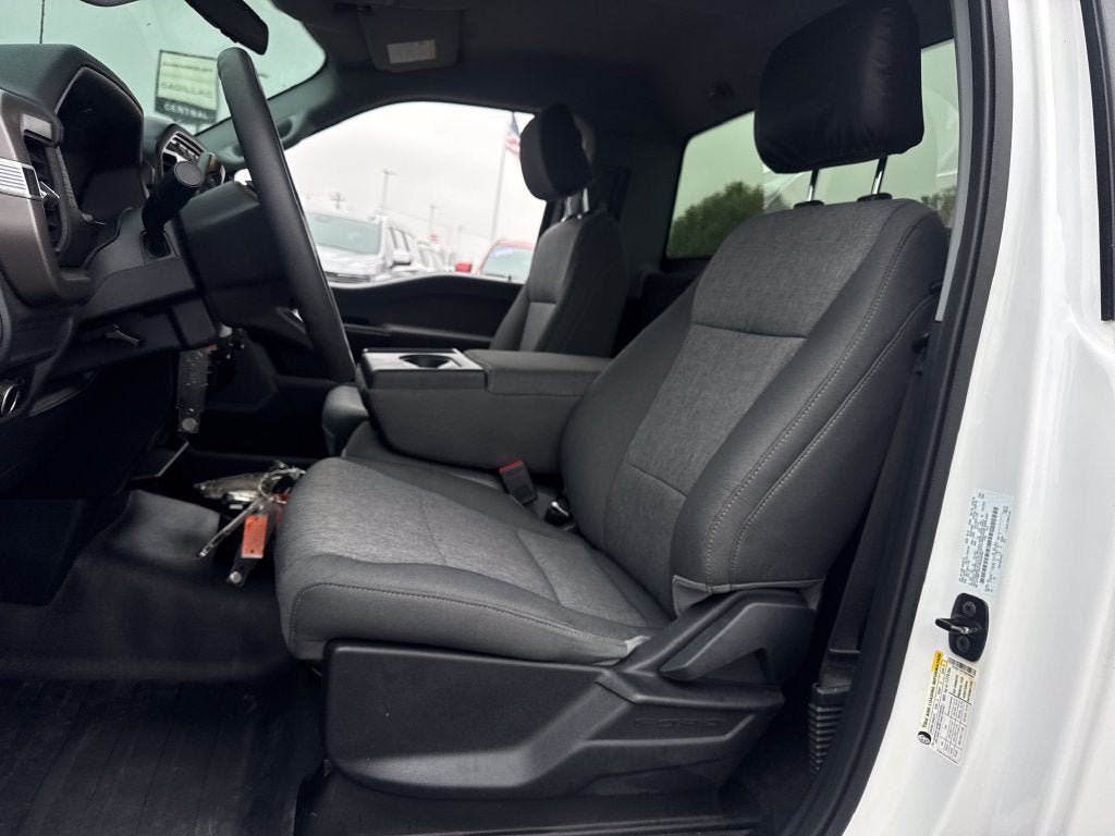 Used 2024 Ford F150 XL RWD image 13