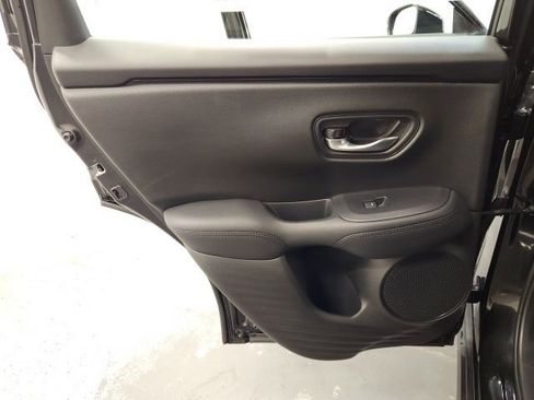 Used 2024 Honda HR-V LX image 19