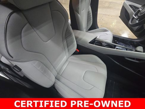 Certified 2025 Hyundai Elantra Limited image 10