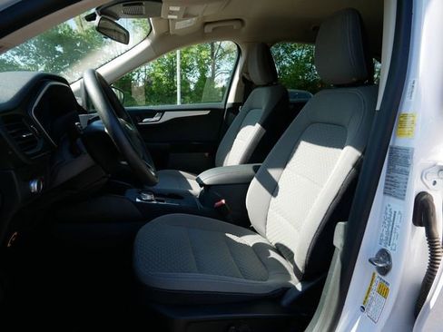 Used 2020 Ford Escape SE FWD image 14