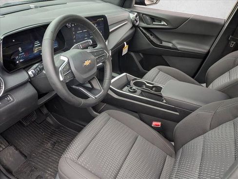 New 2026 Chevrolet Equinox LT FWD image 3
