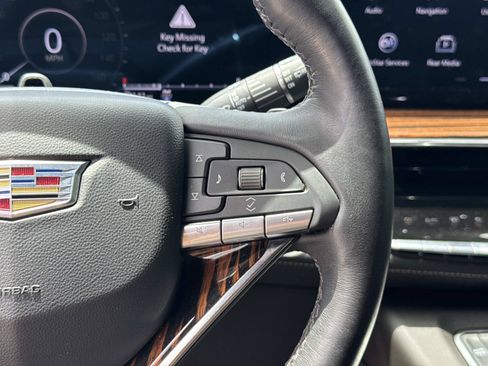 Certified 2024 Cadillac Escalade ESV Premium Luxury w/ Performance Package AWD/4WD image 18