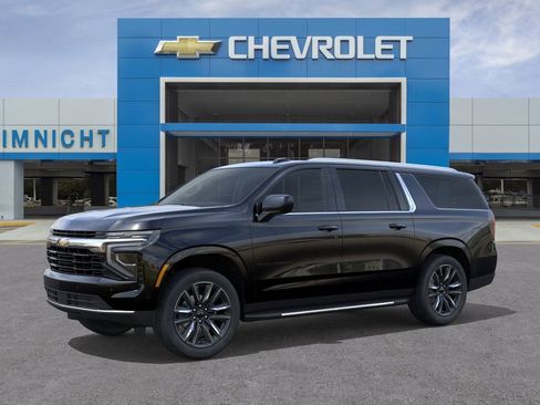 New 2026 Chevrolet Suburban LS w/ LS Custom Edition RWD image 2
