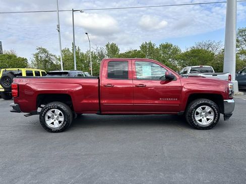 Used 2018 Chevrolet Silverado 1500 LT w/ All Star Edition AWD/4WD image 4
