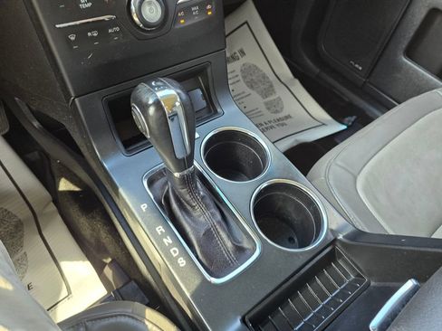 Used 2019 Ford Flex SEL w/ Equipment Group 202A AWD/4WD image 23