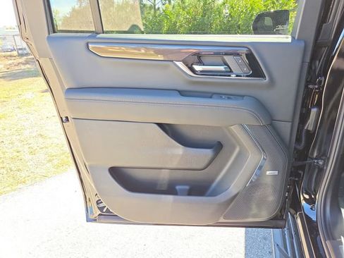 New 2026 GMC Yukon XL Elevation w/ Elevation Premium Package image 11