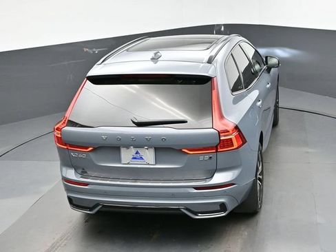 Used 2024 Volvo XC60 B5 Plus w/ Protection Package Premier AWD/4WD image 21