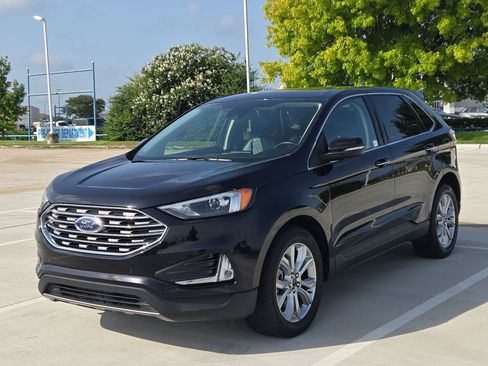 Used 2024 Ford Edge Titanium AWD/4WD image 8