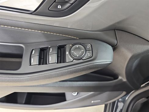 Certified 2020 Chevrolet Traverse LT w/ LT Premium Package image 36