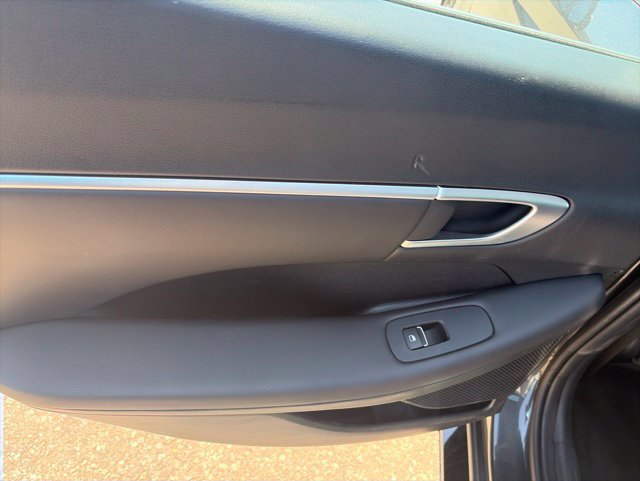 Used 2024 Hyundai Sonata SEL FWD image 12
