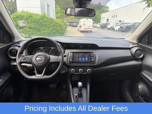 Certified 2025 Nissan Kicks Play S FWD image 9