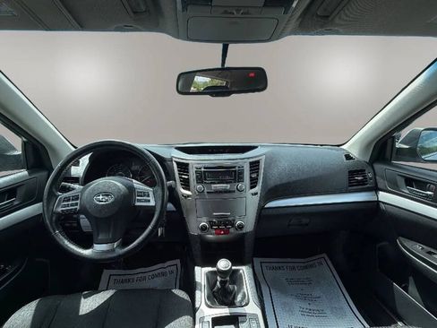 Used 2012 Subaru Outback 2.5i Premium w/ All-Weather Pkg AWD/4WD image 9