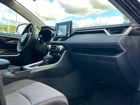 Used 2020 Toyota RAV4 XLE w/ Convenience Package AWD/4WD image 20