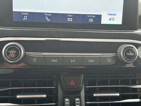 Used 2025 Ford Escape ST-Line image 32