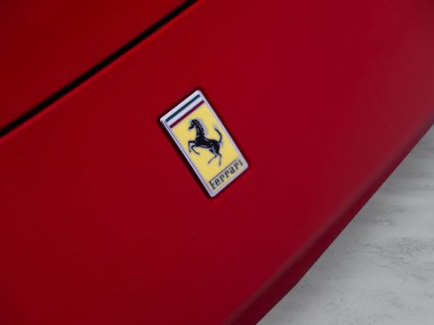 Used 2021 Ferrari F8 Tributo RWD image 22