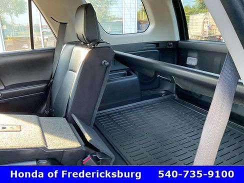 Used 2023 Toyota 4Runner Limited AWD/4WD image 31