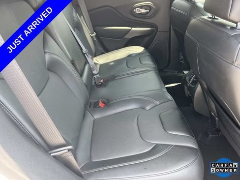 Certified 2022 Jeep Cherokee Latitude Lux FWD image 22