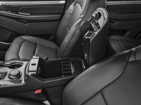 Used 2017 Ford Explorer Sport w/ Equipment Group 401A image 15