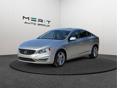 Used 2014 Volvo S60 T5 image 4
