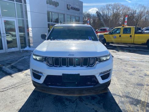 Used 2023 Jeep Grand Cherokee Limited image 8