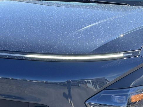 Used 2025 Hyundai Kona SEL AWD/4WD image 30
