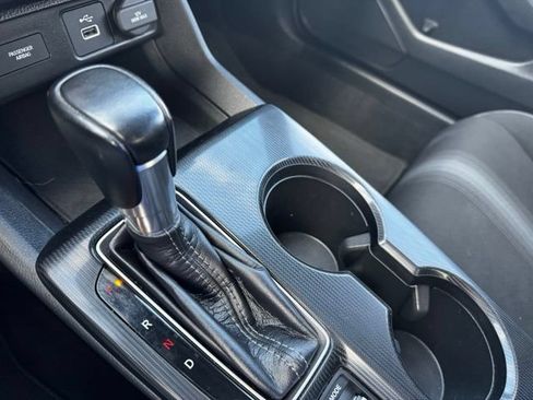 Used 2022 Honda Civic Sport image 22