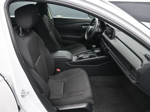 Certified 2023 Honda Accord LX image 24