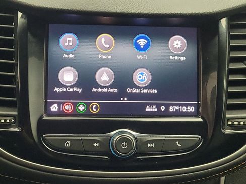 Used 2022 Chevrolet Trax LT AWD/4WD image 25