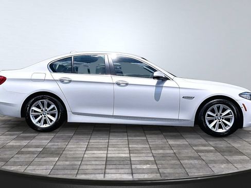 Used 2016 BMW 528i xDrive Sedan w/ Premium Package AWD/4WD image 8