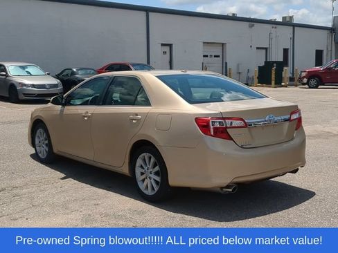 Used 2012 Toyota Camry XLE FWD image 11