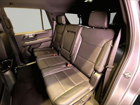 Used 2025 Chevrolet Tahoe LT AWD/4WD image 23