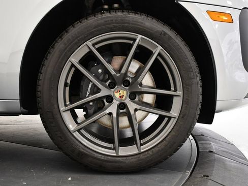 Certified 2026 Porsche Macan Turbo AWD/4WD image 19
