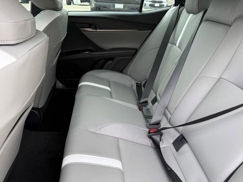 Used 2026 Toyota Camry SE w/ Multimedia Upgrade Package image 31