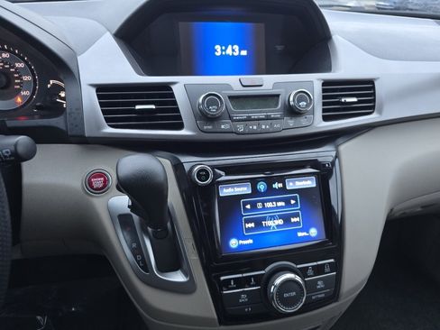 Used 2016 Honda Odyssey SE image 27