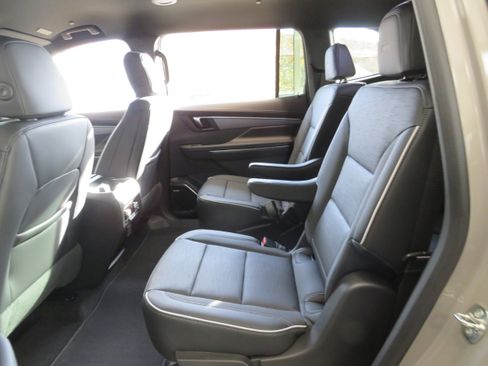 New 2026 Buick Enclave Sport Touring w/ Power Package image 9