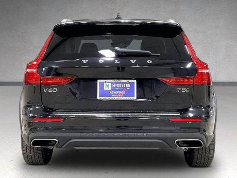 Used 2020 Volvo V60 T5 Cross Country w/ Protection Package Premier image 5