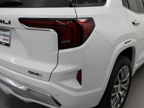 New 2026 GMC Terrain Denali AWD/4WD image 9