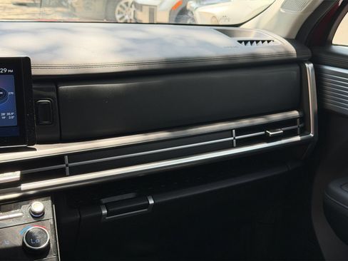 Used 2025 Hyundai Santa Fe SEL AWD/4WD image 36