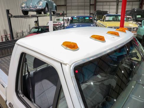 Used 1995 Ford F250 2WD Regular Cab image 19