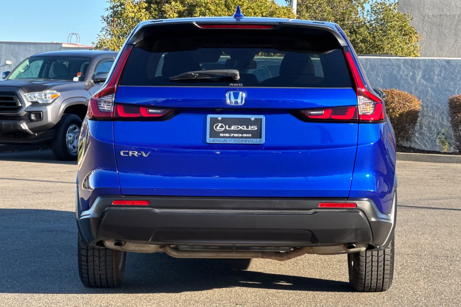 Used 2025 Honda CR-V EX image 8